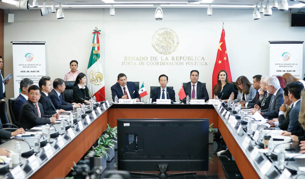 150723 visita de xiao jie china senado